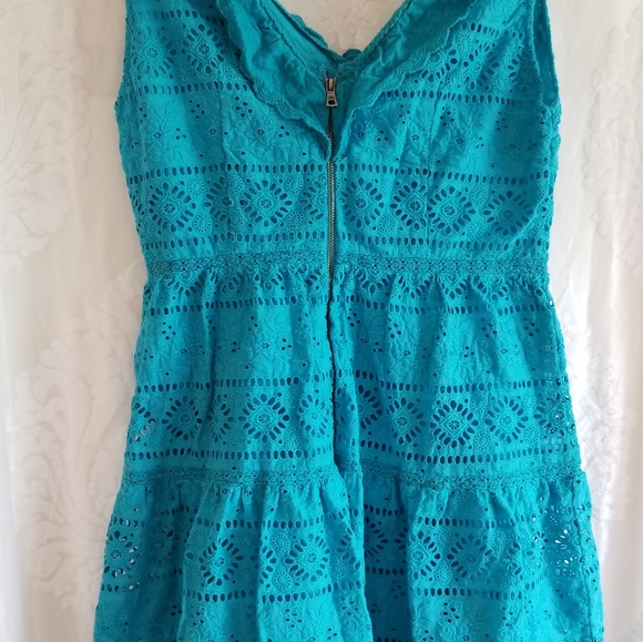 Alice+Olivia Summer Mini Dress - Picture 6 of 9